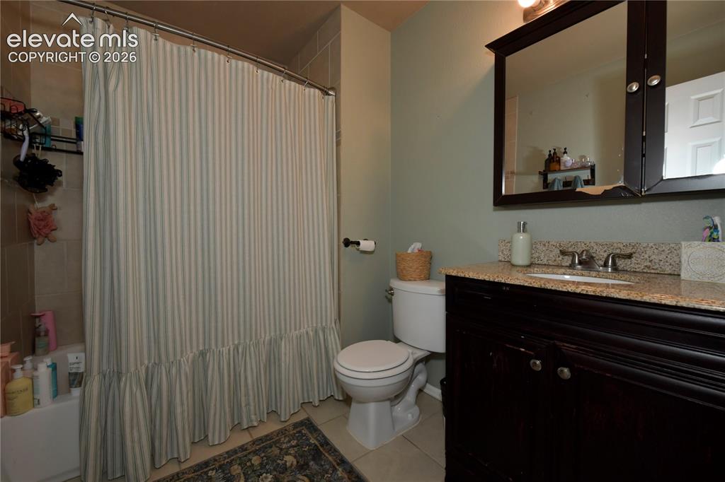 4885 Hunters Run Colorado Springs CO 80911