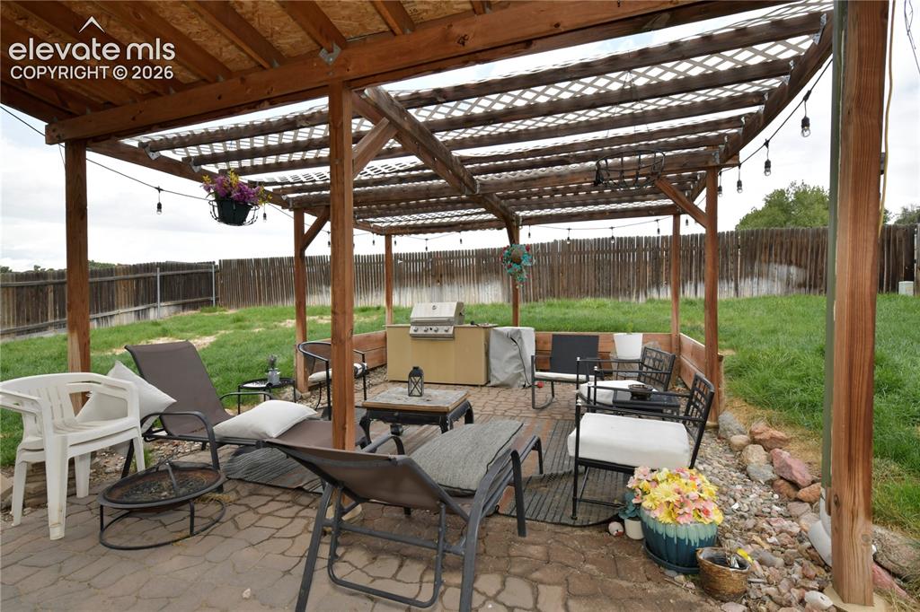 4885 Hunters Run Colorado Springs CO 80911