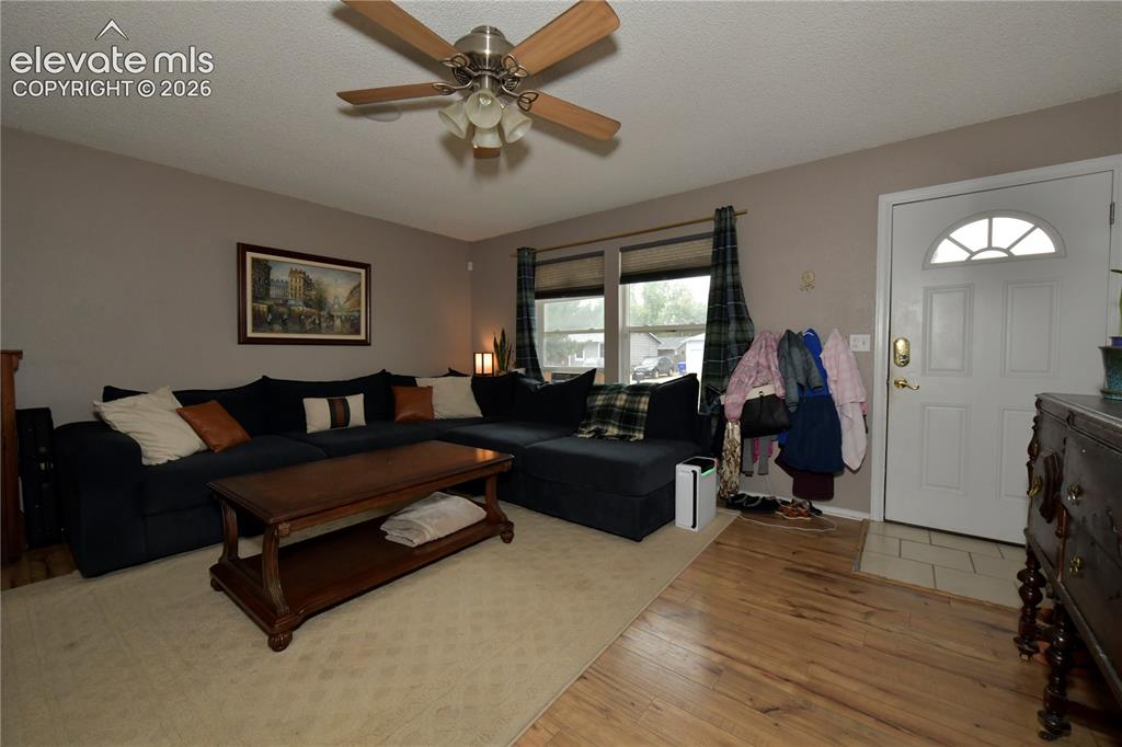 4885 Hunters Run Colorado Springs CO 80911