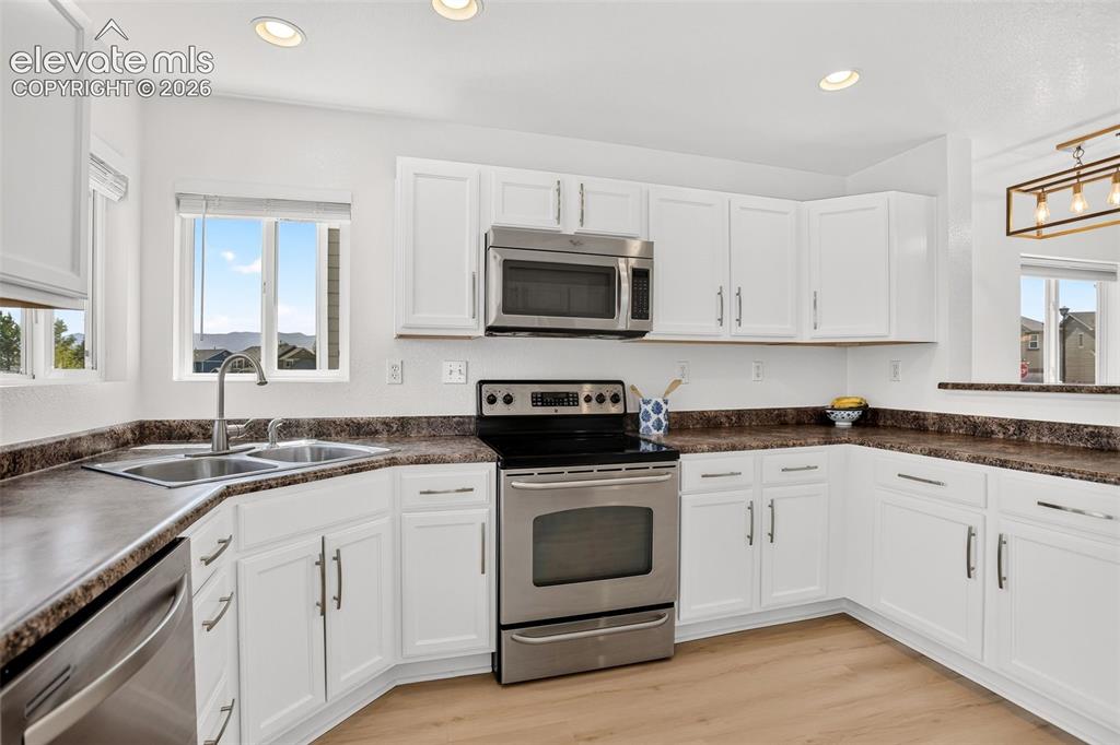 1363 Yellow Granite Way Monument CO 80132