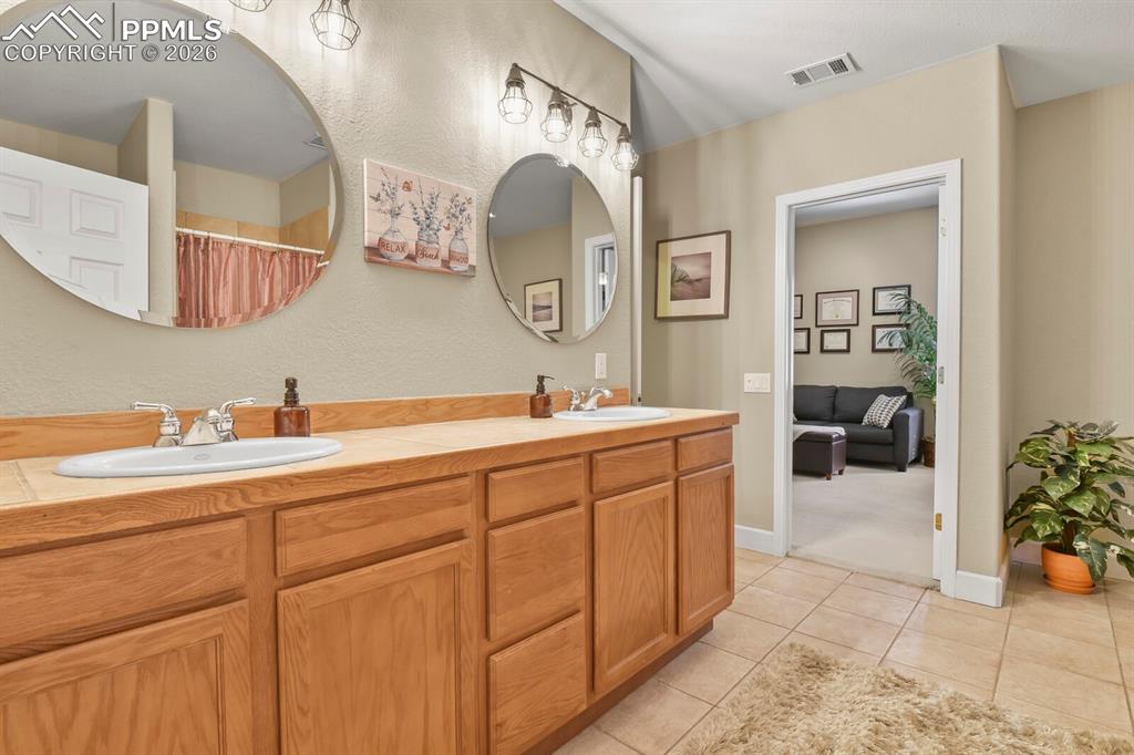 730 Tenderfoot Drive Larkspur CO 80118