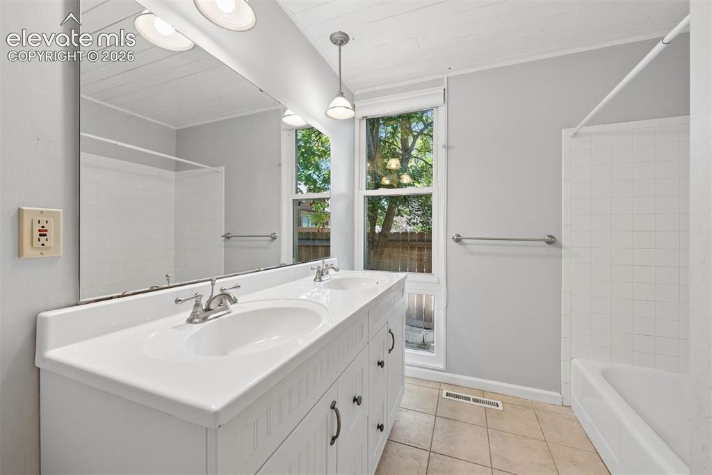 26 Oak Avenue Colorado Springs CO 80906