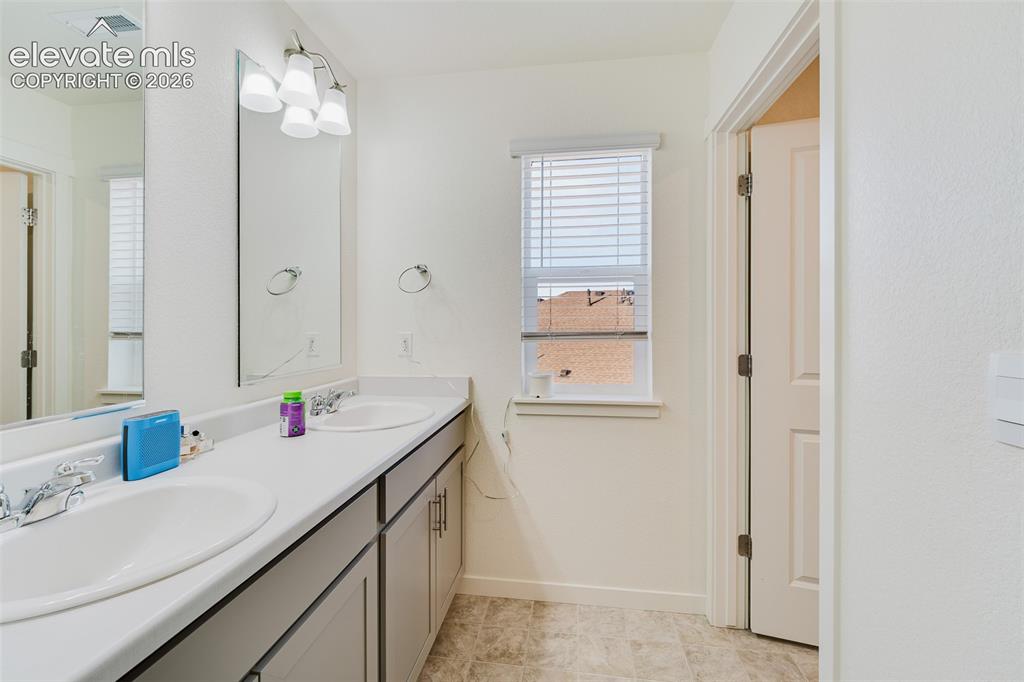 4121 Marble Drive Longmont CO 80504