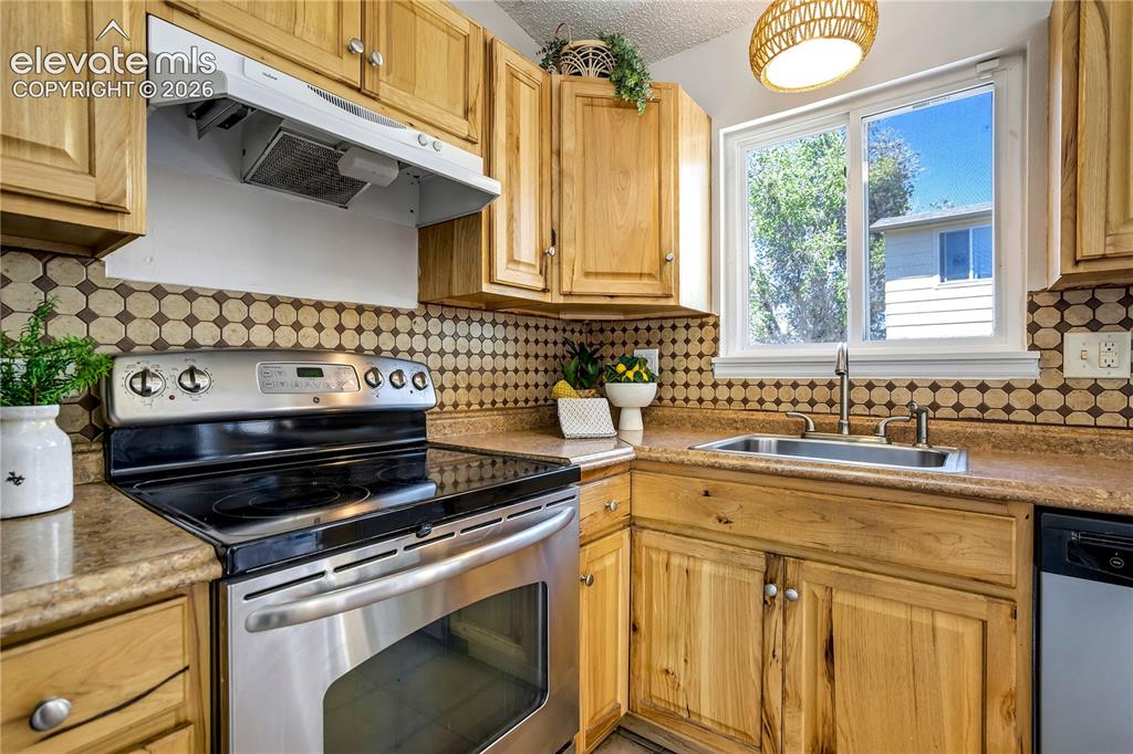5270 N Nolte Drive Colorado Springs CO 80916