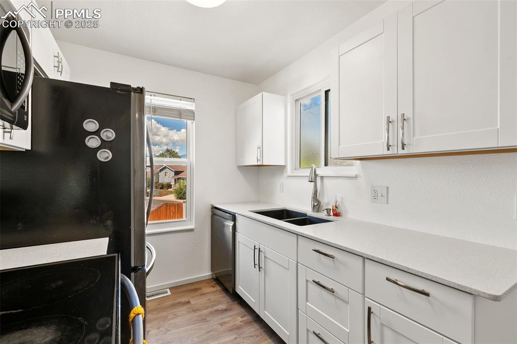2025 Grosbear Lane Colorado Springs CO 80916