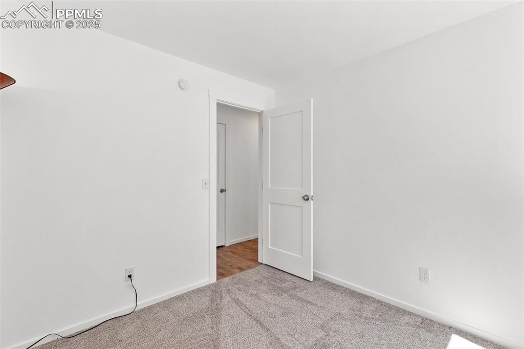 2025 Grosbear Lane Colorado Springs CO 80916