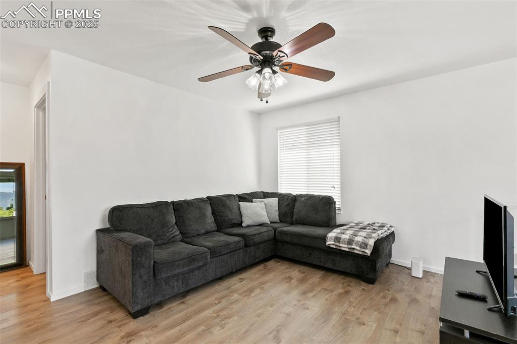 2025 Grosbear Lane Colorado Springs CO 80916