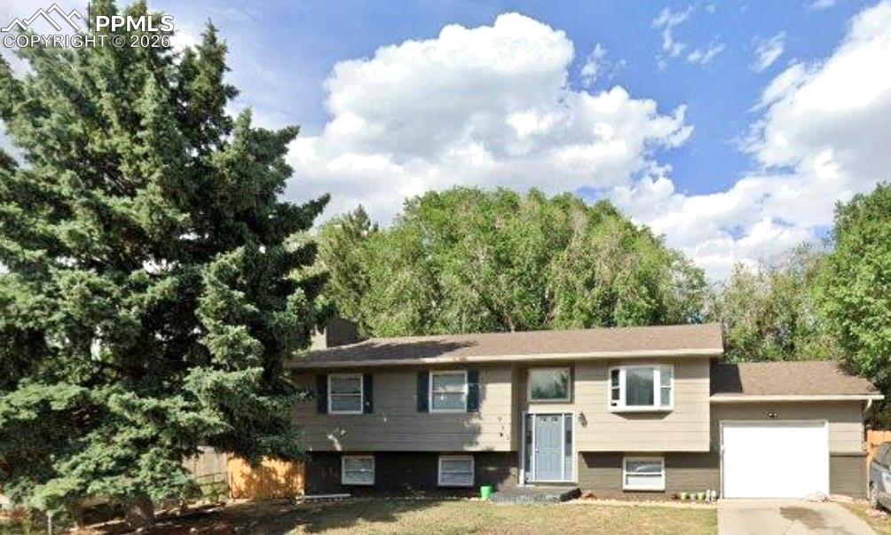 913 Cardinal Street Colorado Springs CO 80911
