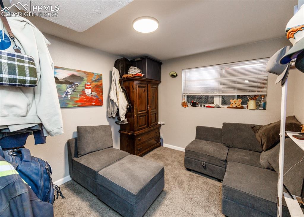 913 Cardinal Street Colorado Springs CO 80911