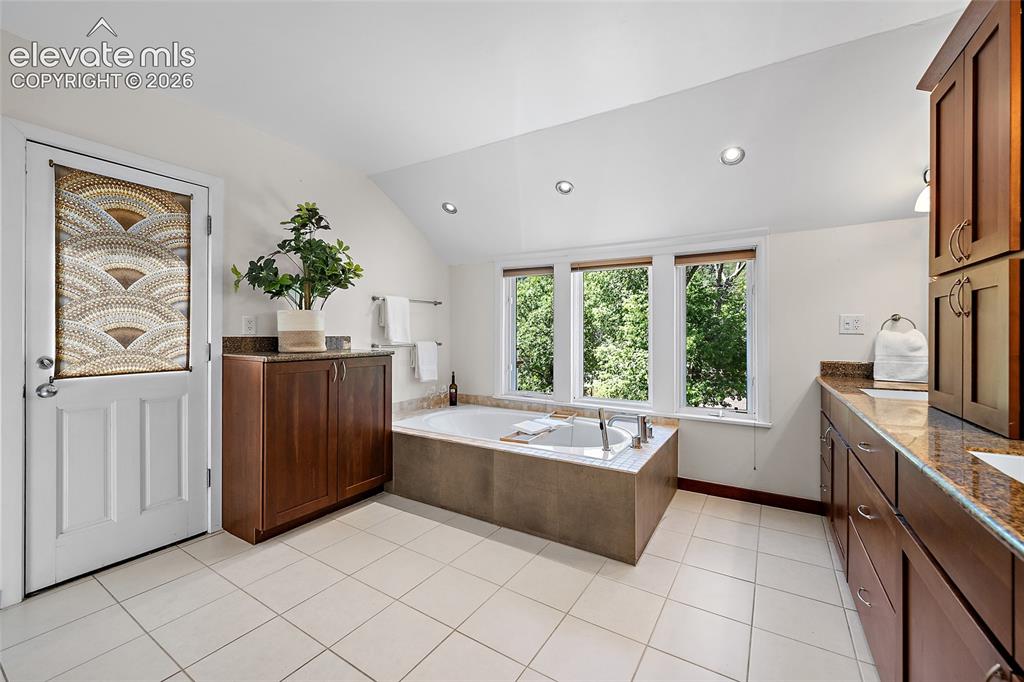17 Washington Avenue Manitou Springs CO 80829