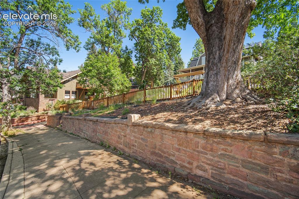 17 Washington Avenue Manitou Springs CO 80829