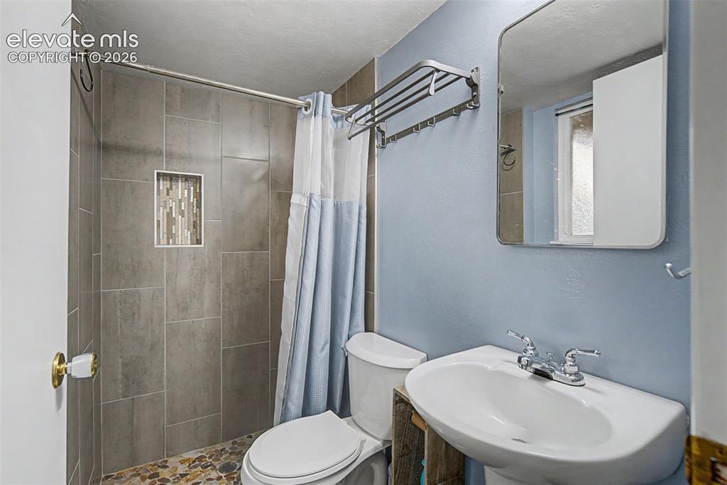 2110 Greenwich Circle Colorado Springs CO 80909