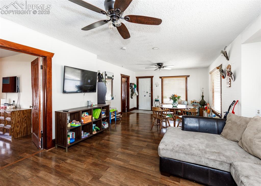 2035 Pine Street Pueblo CO 81004