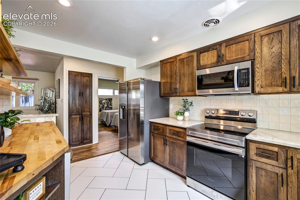 626 Salano Drive Colorado Springs CO 80905