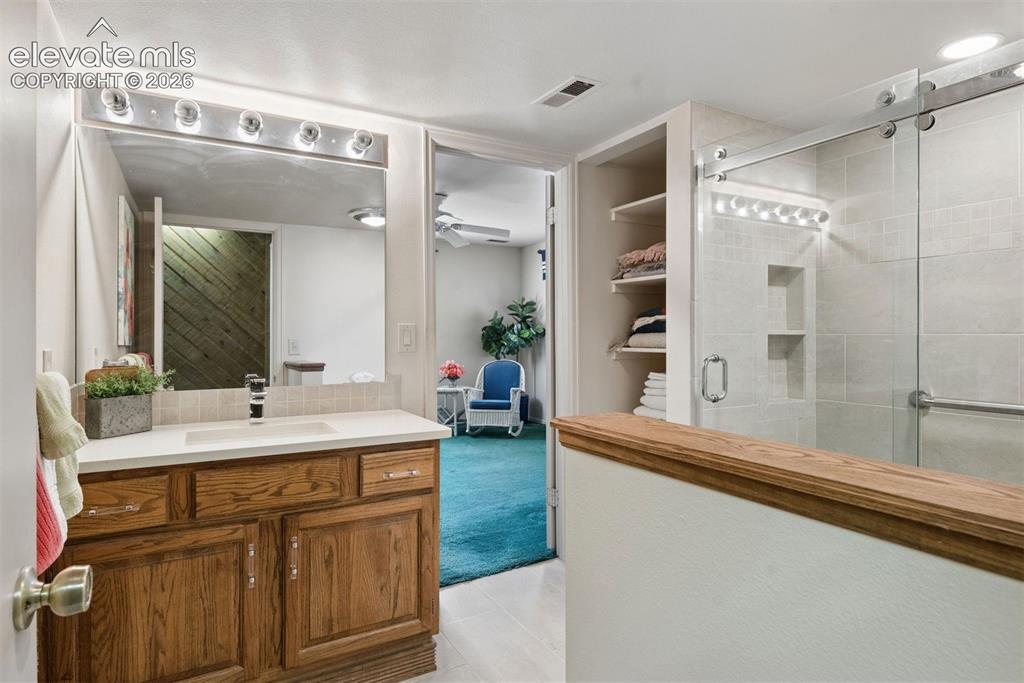 3915 Wakefield Drive Colorado Springs CO 80906