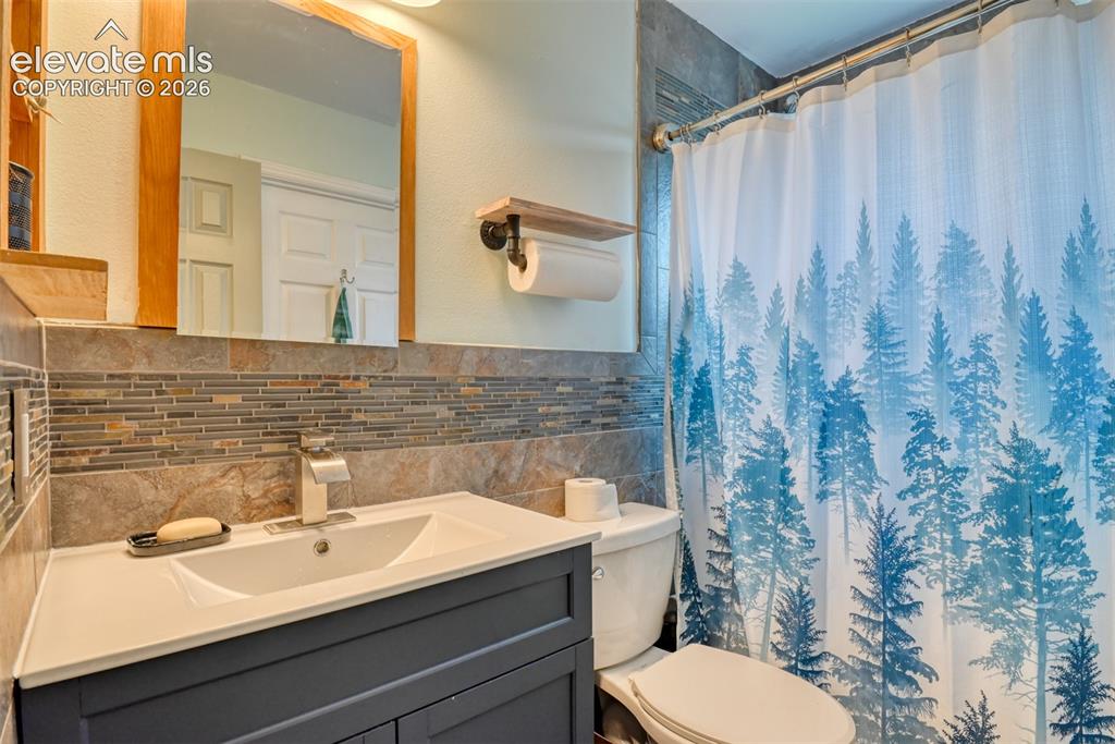 3315 Glade Court Colorado Springs CO 80918