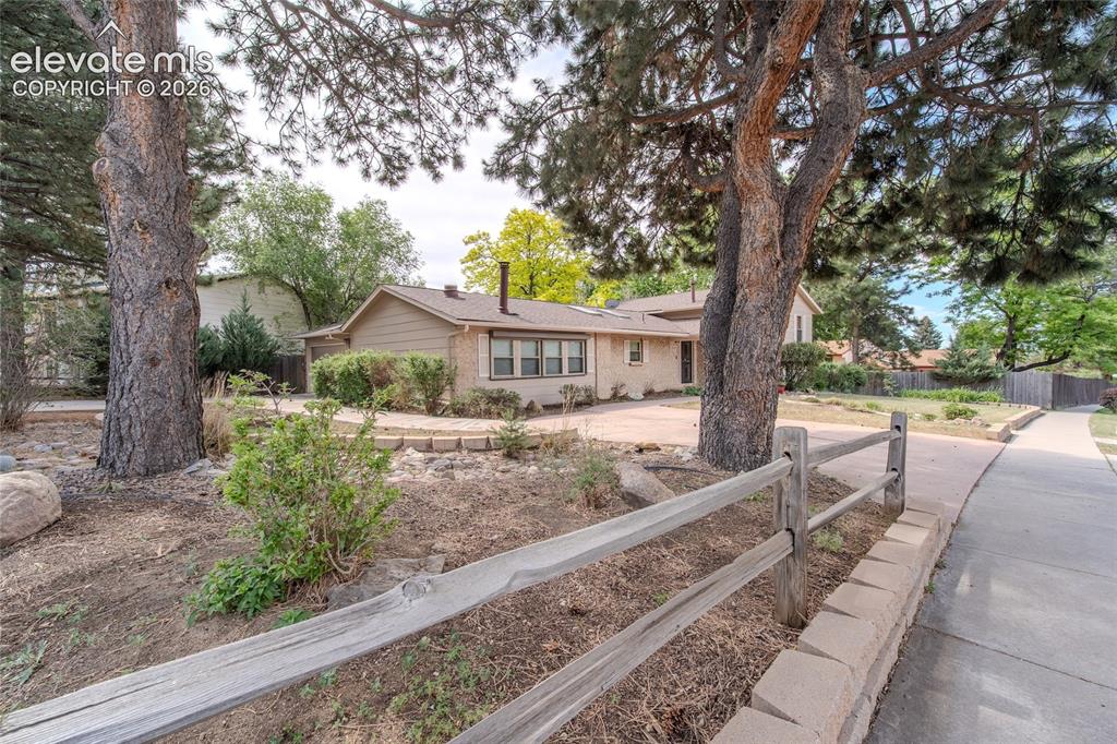 5233 Cambria Drive Colorado Springs CO 80918