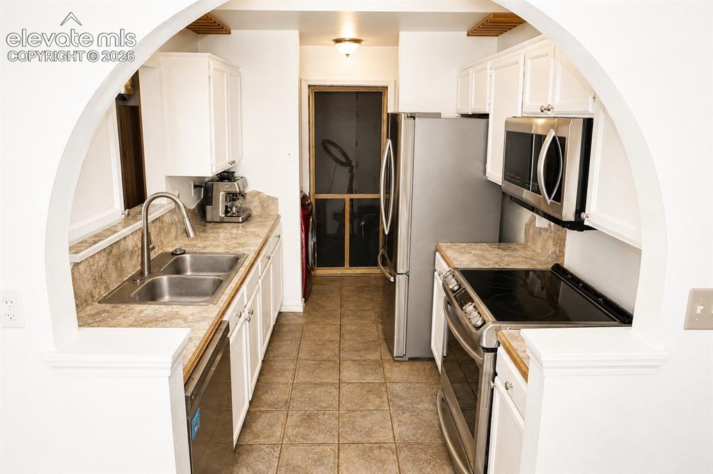 2230 Ambleside Drive Colorado Springs CO 80915