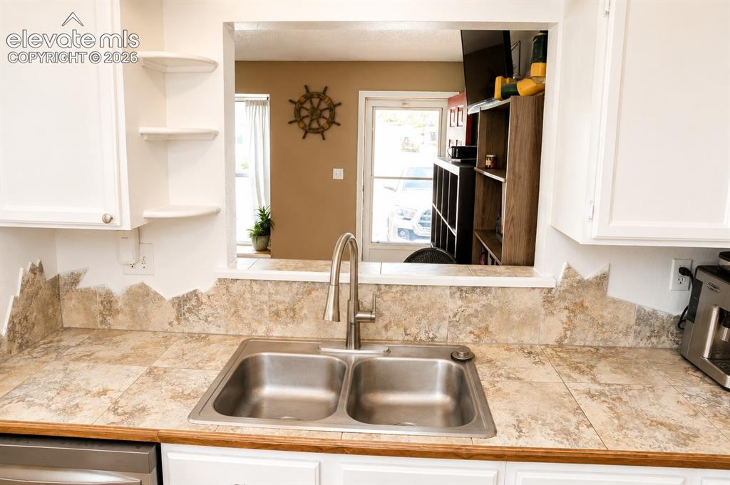 2230 Ambleside Drive Colorado Springs CO 80915