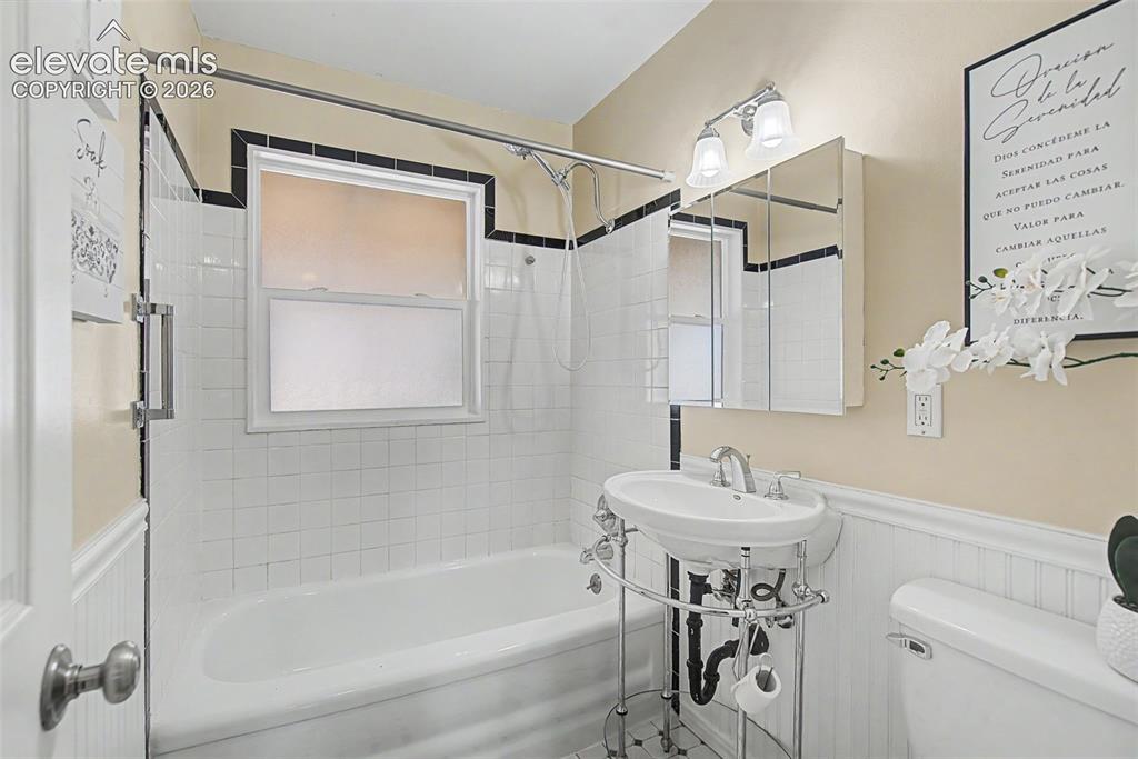 2 Arlen Street Colorado Springs CO 80909
