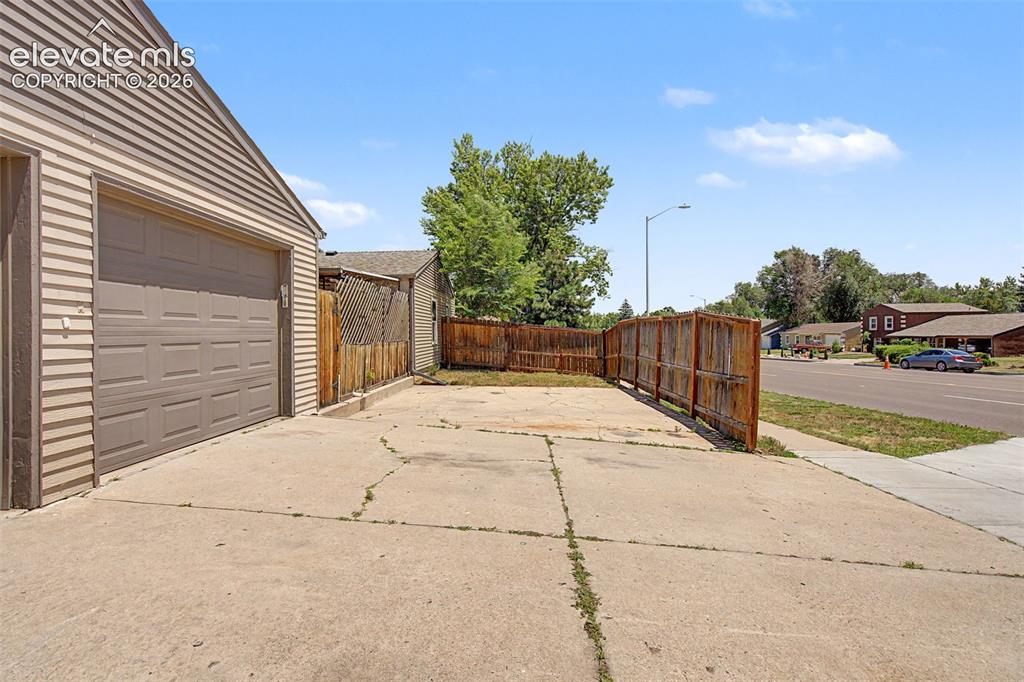 2 Arlen Street Colorado Springs CO 80909