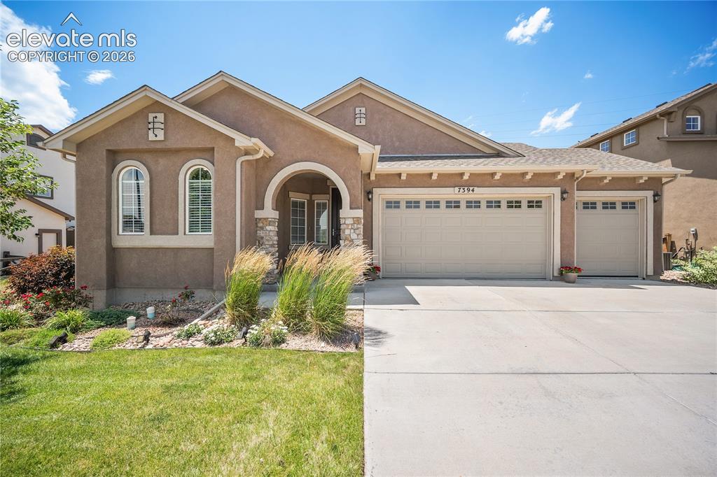 7394 Rim Bluff Lane Colorado Springs CO 80927