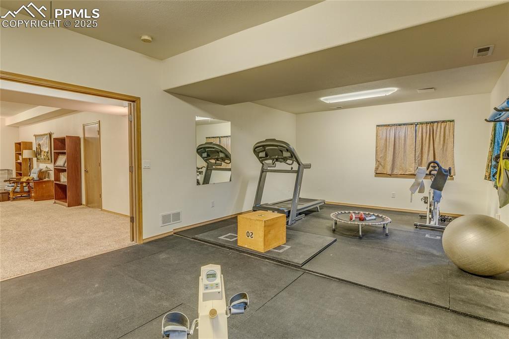 7501 Tudor Road Colorado Springs CO 80919