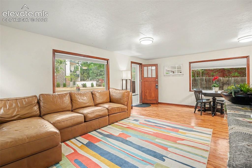 105 Via San Miguel Manitou Springs CO 80829