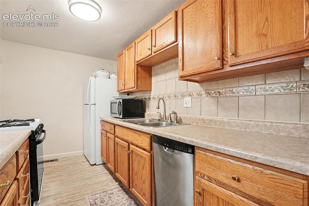 105 Via San Miguel Manitou Springs CO 80829