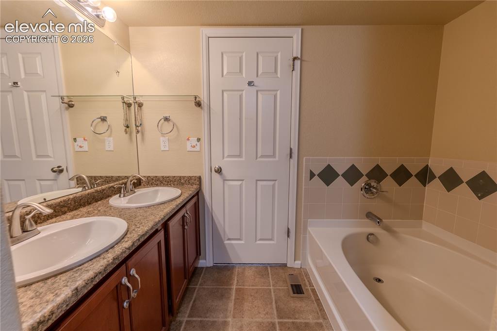 7386 Quaking Aspen Trail Colorado Springs CO 80908