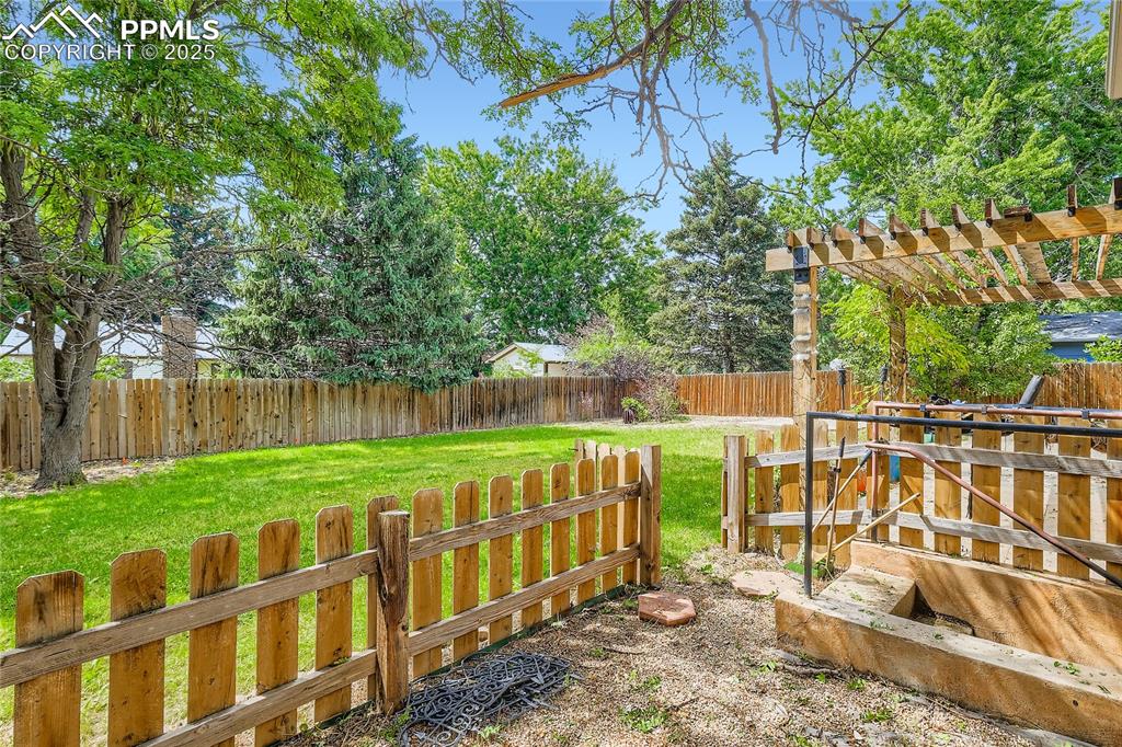 4806 Sprucewood Drive Colorado Springs CO 80918