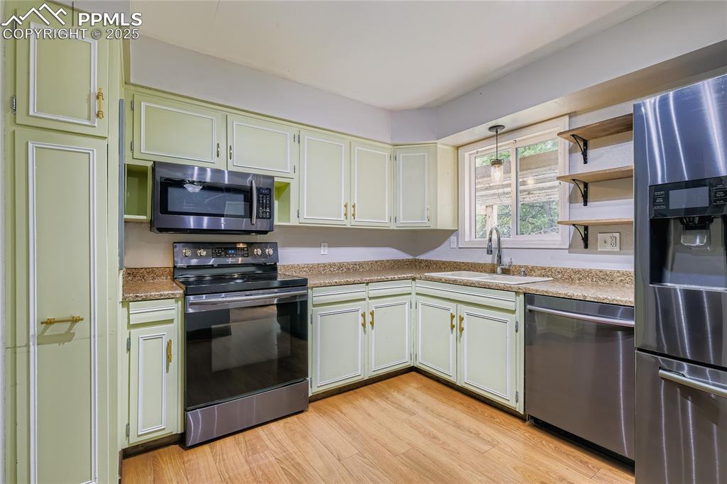 4806 Sprucewood Drive Colorado Springs CO 80918