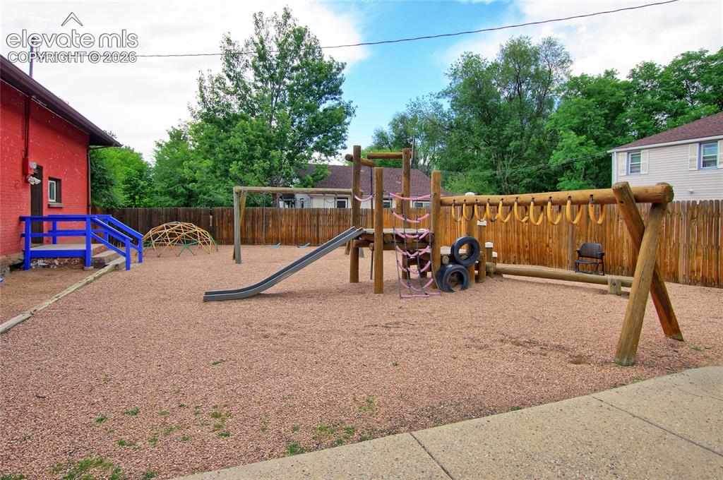 1015 W Cheyenne Road Colorado Springs CO 80906