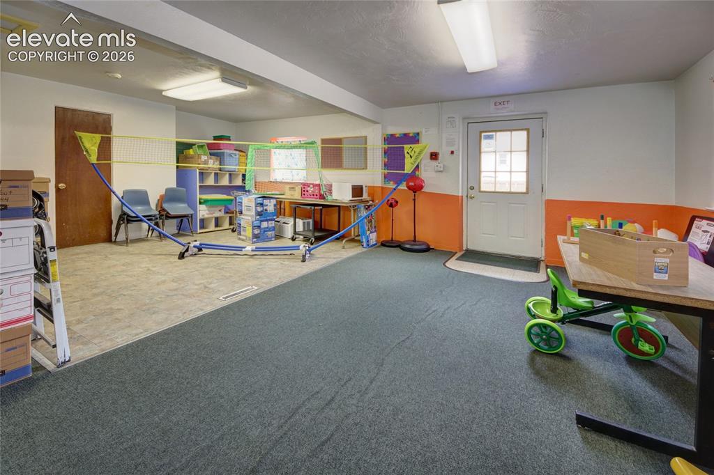 1015 W Cheyenne Road Colorado Springs CO 80906