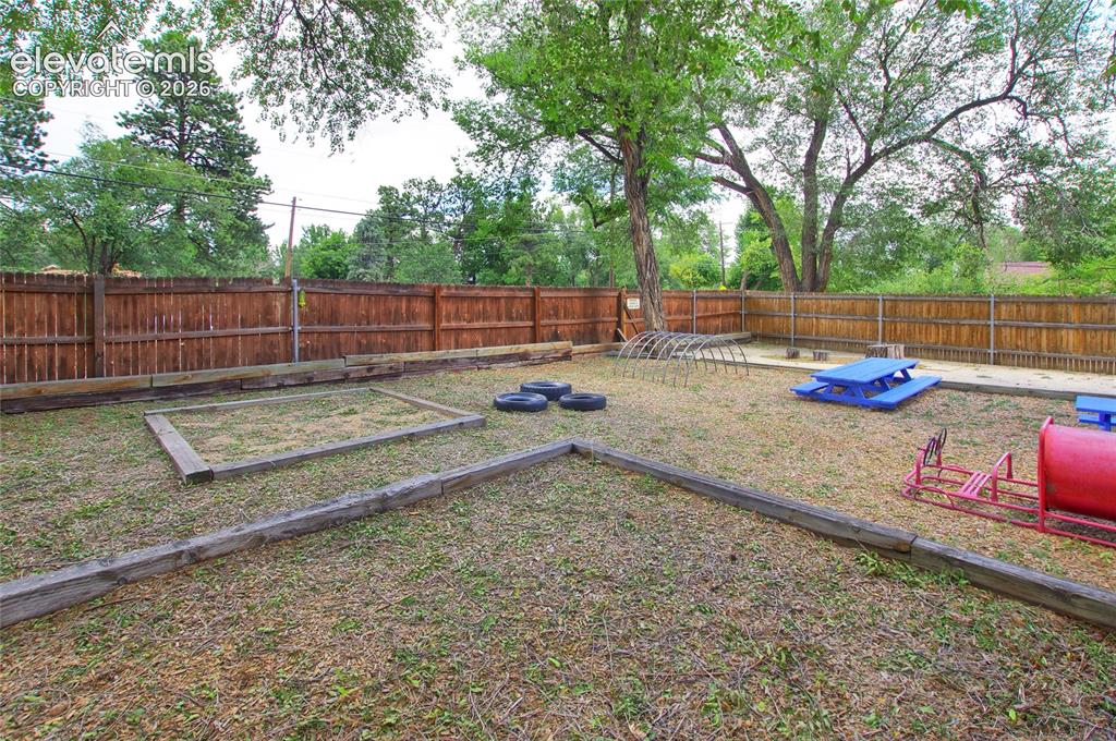 1015 W Cheyenne Road Colorado Springs CO 80906