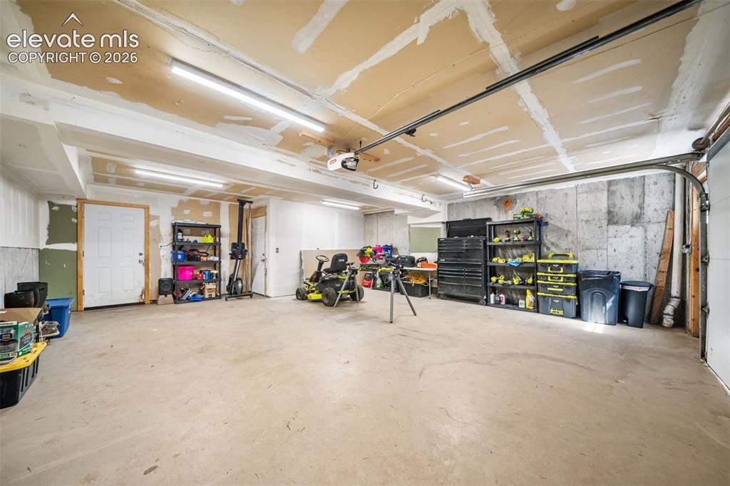 986 Apache Road Florissant CO 80816