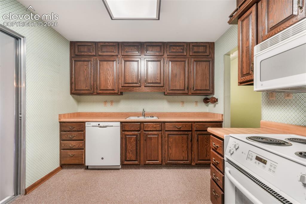 1008 Vega Drive Colorado Springs CO 80905