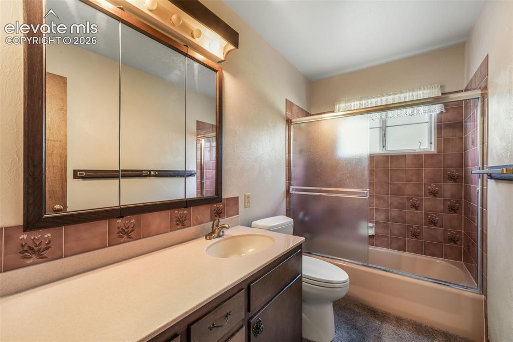 1008 Vega Drive Colorado Springs CO 80905