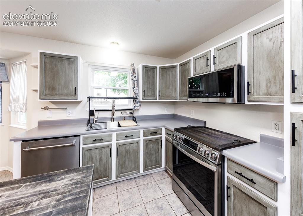 6929 Ketchum Drive Colorado Springs CO 80911