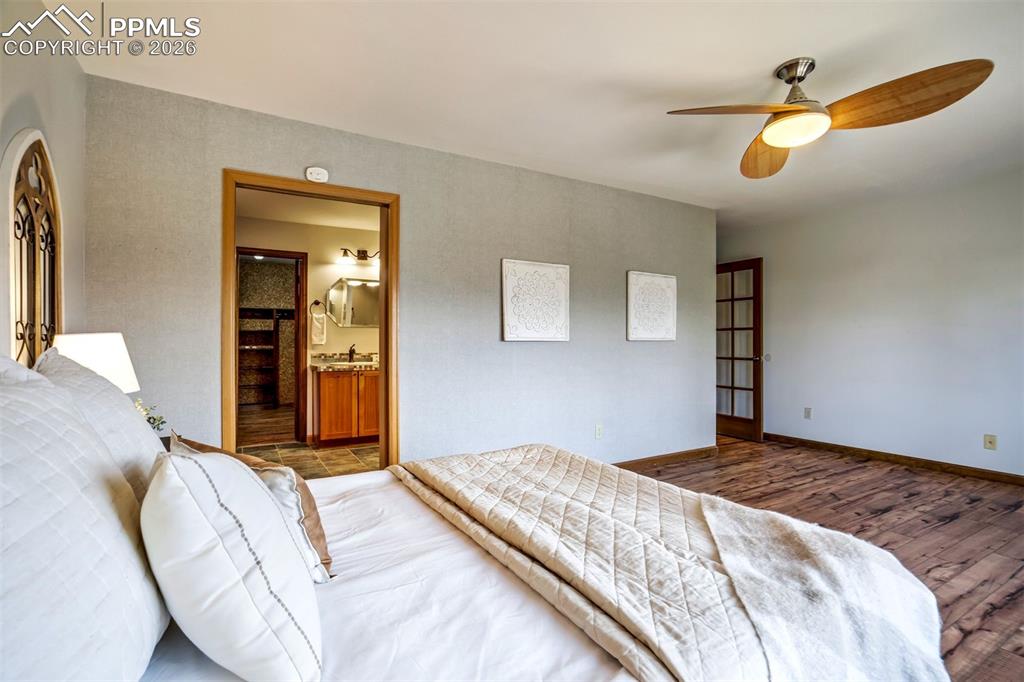 4323 Roundtree Court Colorado Springs CO 80915