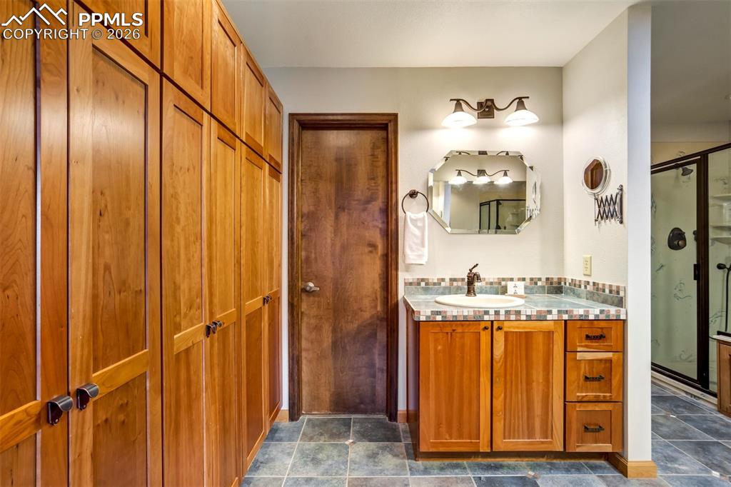 4323 Roundtree Court Colorado Springs CO 80915