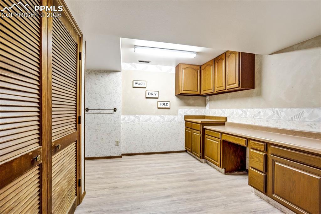 4323 Roundtree Court Colorado Springs CO 80915