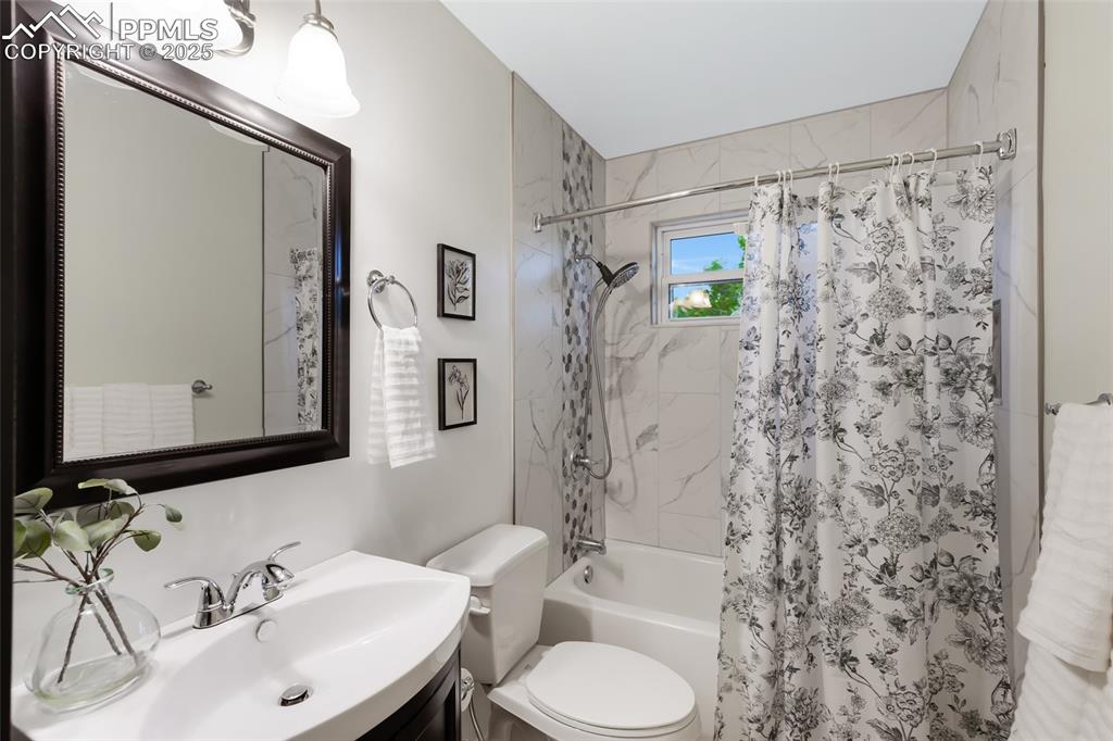 4815 Cheerful Road Colorado Springs CO 80917