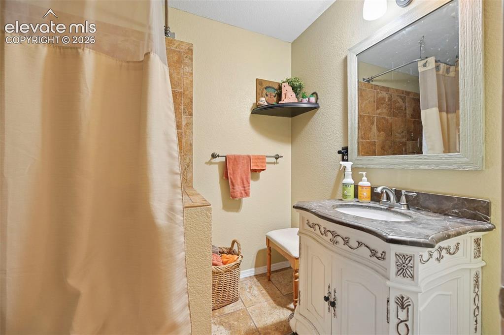 6911 Ketchum Drive Colorado Springs CO 80911
