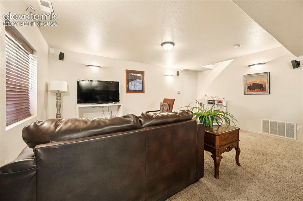 6911 Ketchum Drive Colorado Springs CO 80911