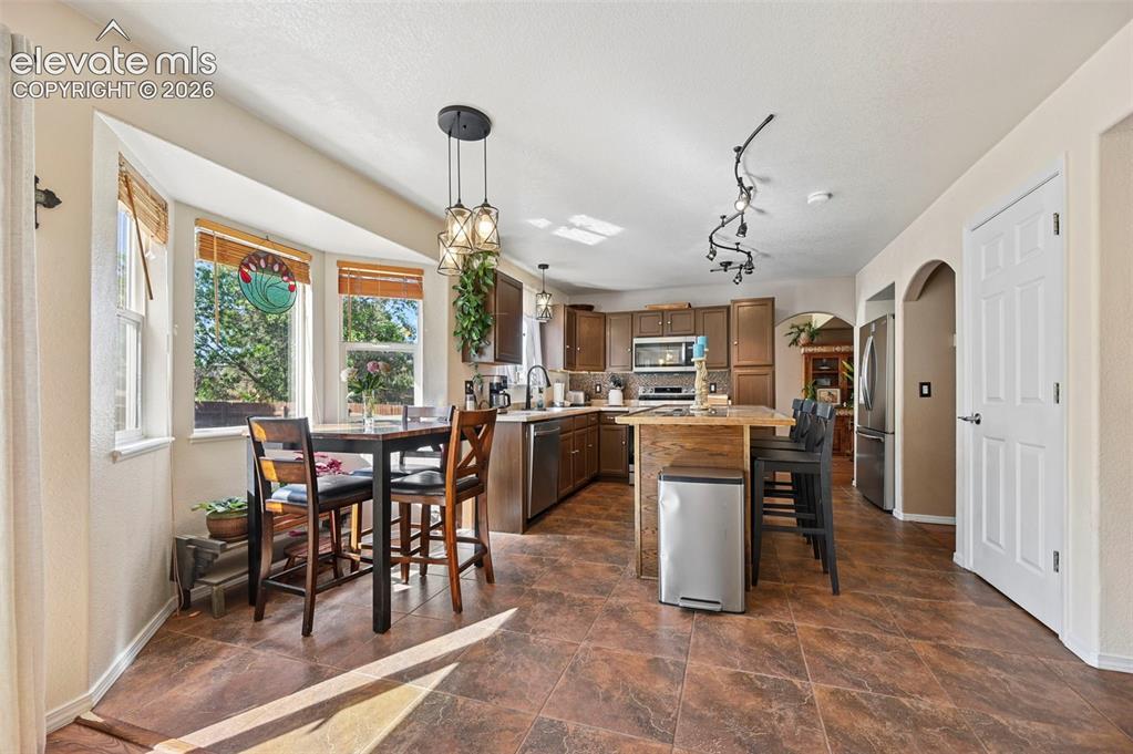 6911 Ketchum Drive Colorado Springs CO 80911