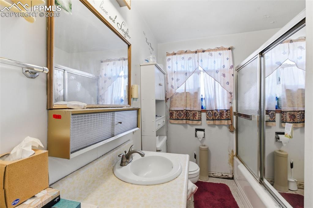 1824 W Platte Avenue Colorado Springs CO 80904