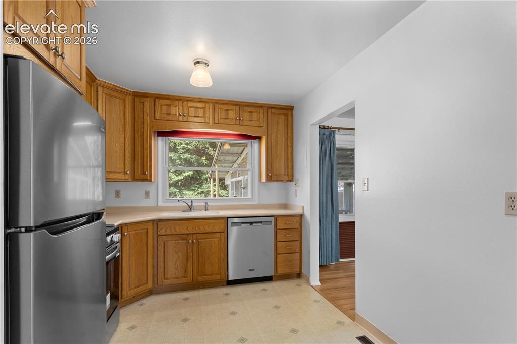 1701 Kingsley Drive Colorado Springs CO 80909