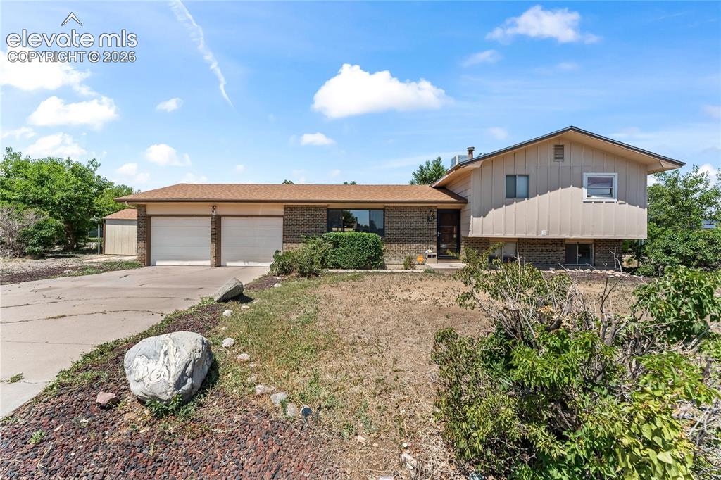 22 Heatherwood Lane Pueblo CO 81008
