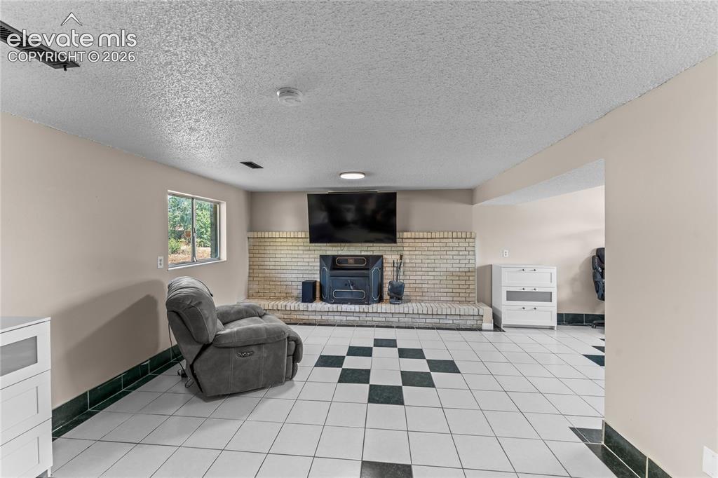 22 Heatherwood Lane Pueblo CO 81008